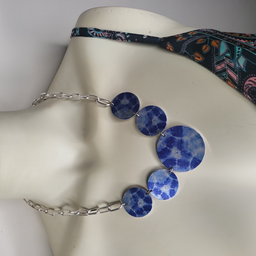 Blue Metal chain Necklace